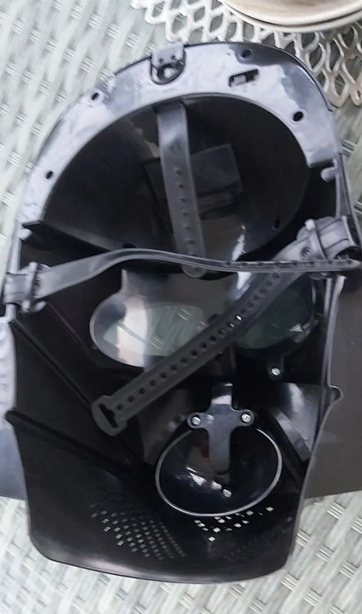 Premium Darth Vader electronic helmet - Image 3