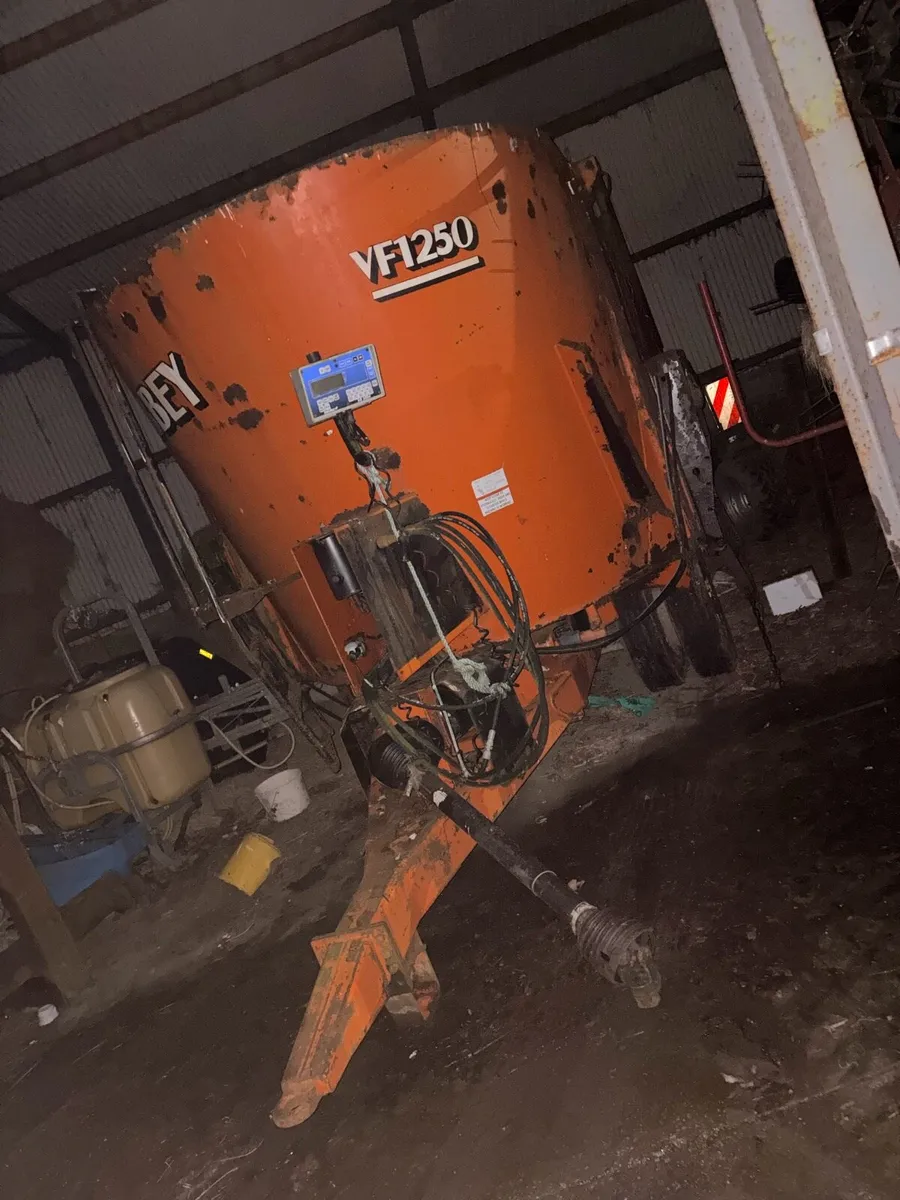 Abbey 1250 diet feeder - Image 1