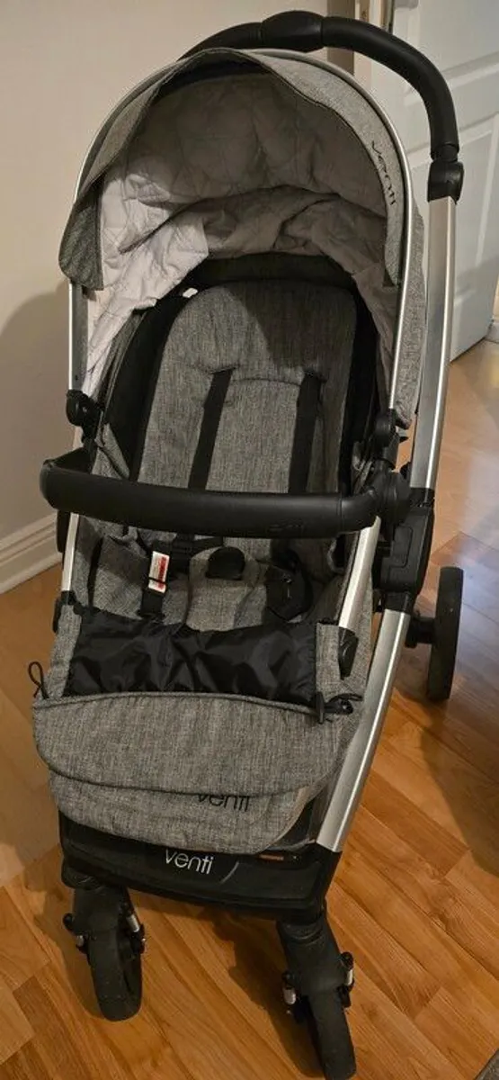 Baby Elegance Pram, Babylo Walker, Babylo Extendable Fireguard - Image 1