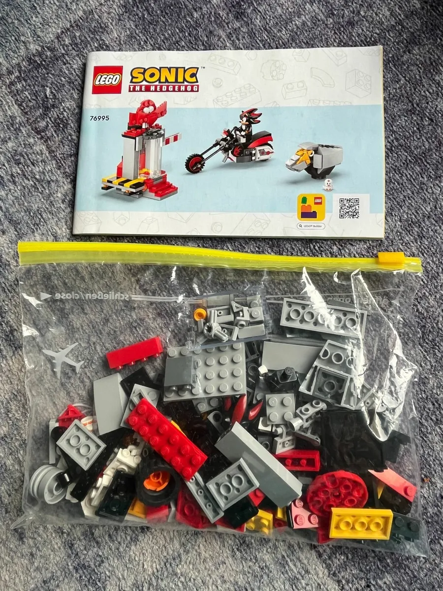LEGO 76995, LEGO Sonic Shadow the Hedgehog Escape - Image 4