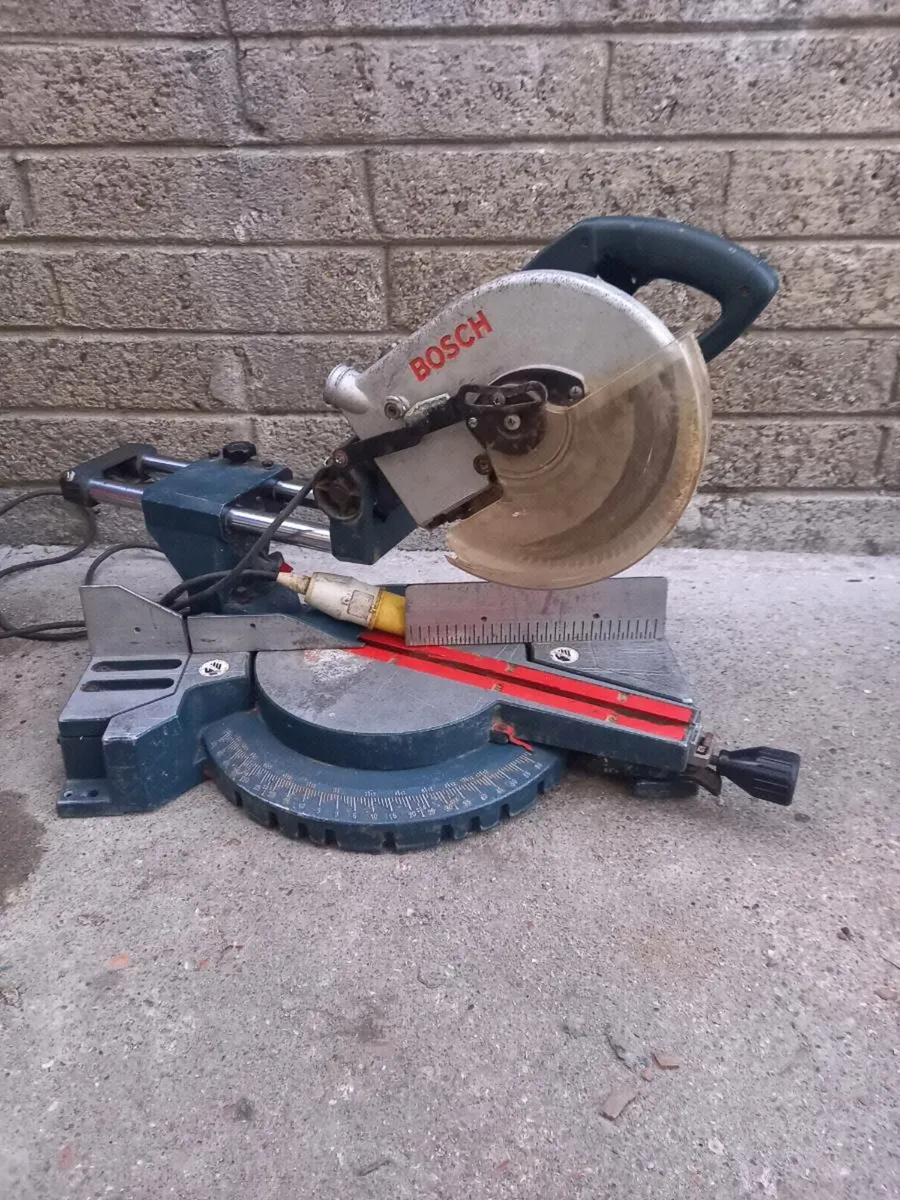 Bosch 10 Inch Chopsaw - Image 1