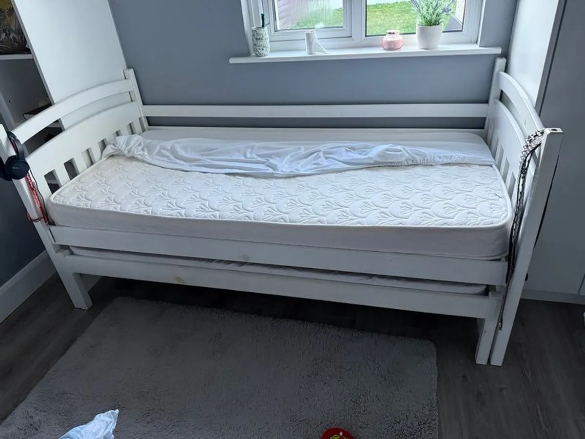 2 single beds made of quality wood - Image 3