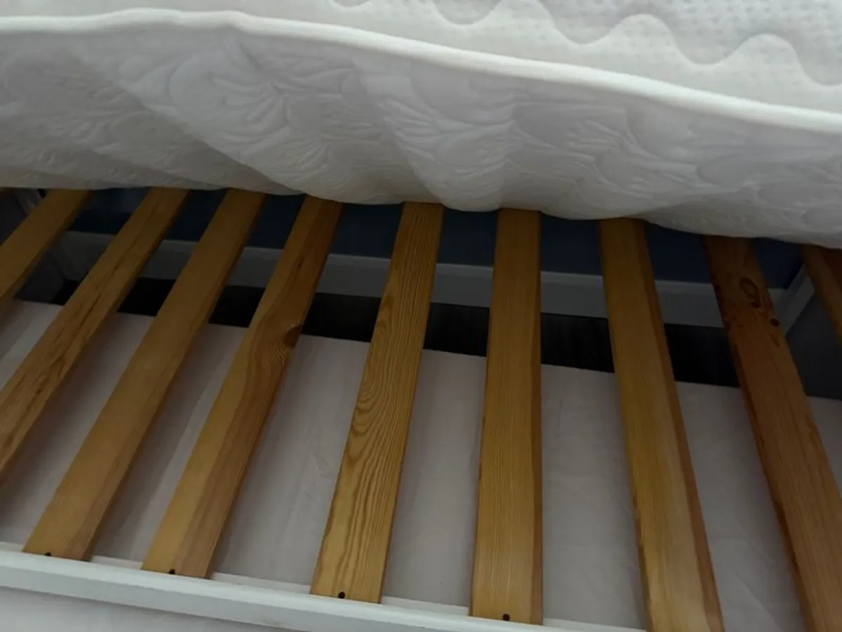 2 single beds made of quality wood - Image 4