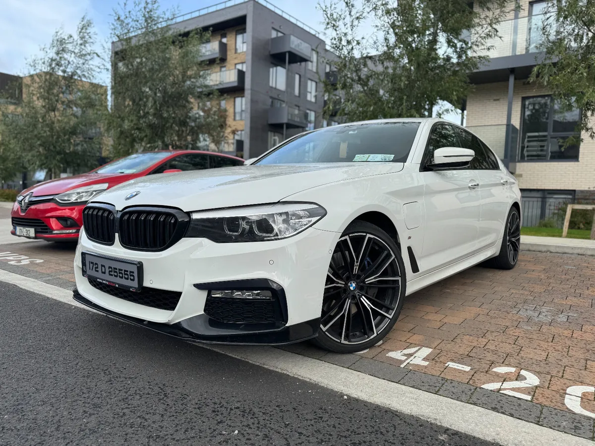 2017 BMW 530e M-Sport - Image 1