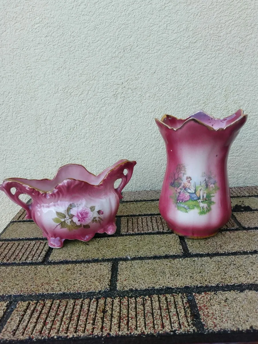Vintage  porcelain Vases - Image 4