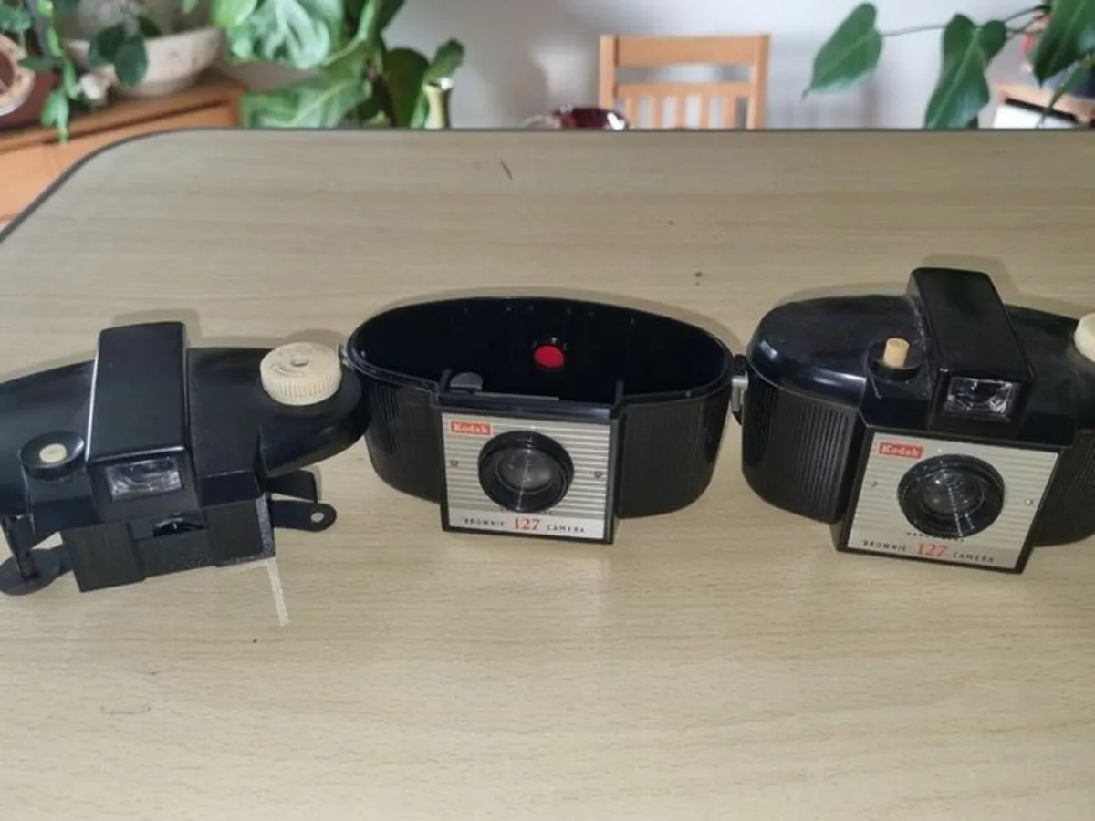 2 x Vintage Kodak Browni 127 camera - Image 2