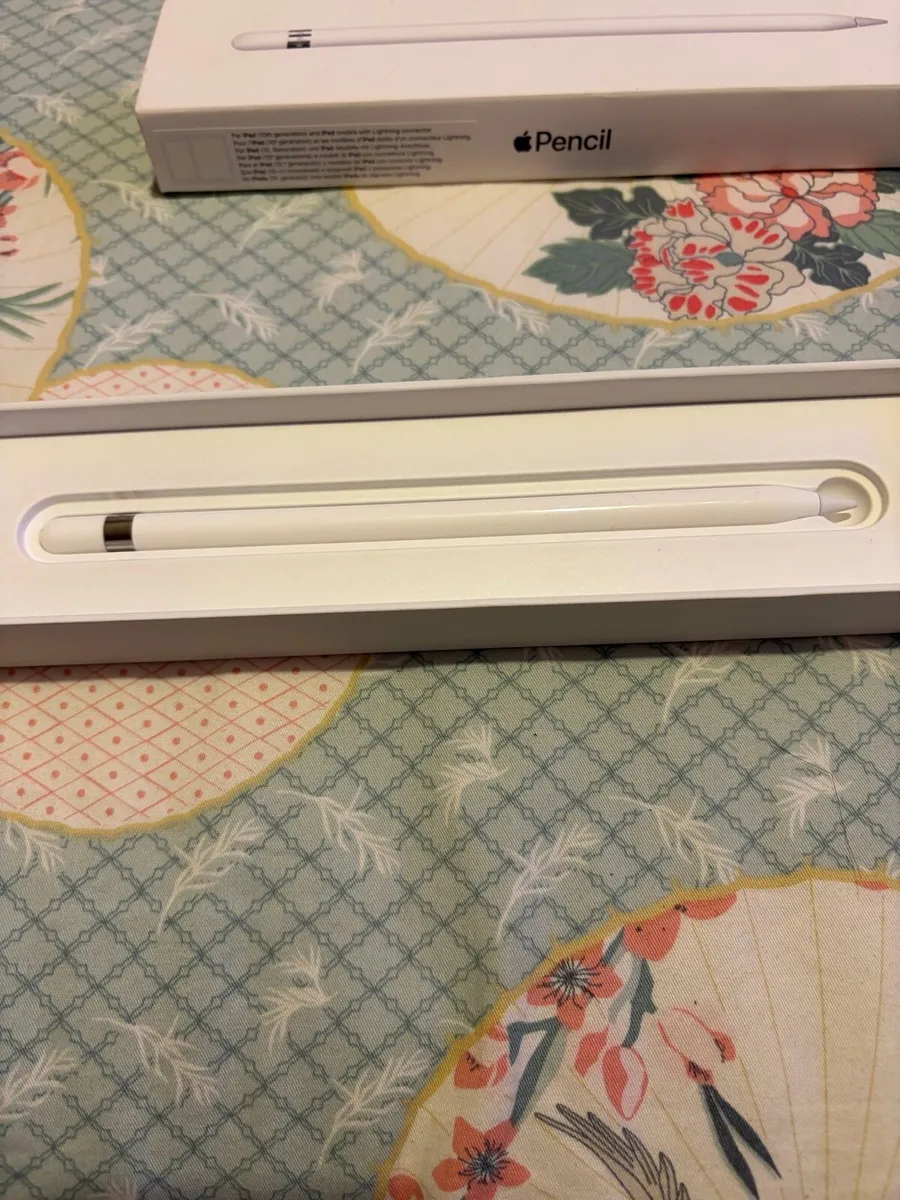 Apple Pencil with Lightning Connector - Image 2