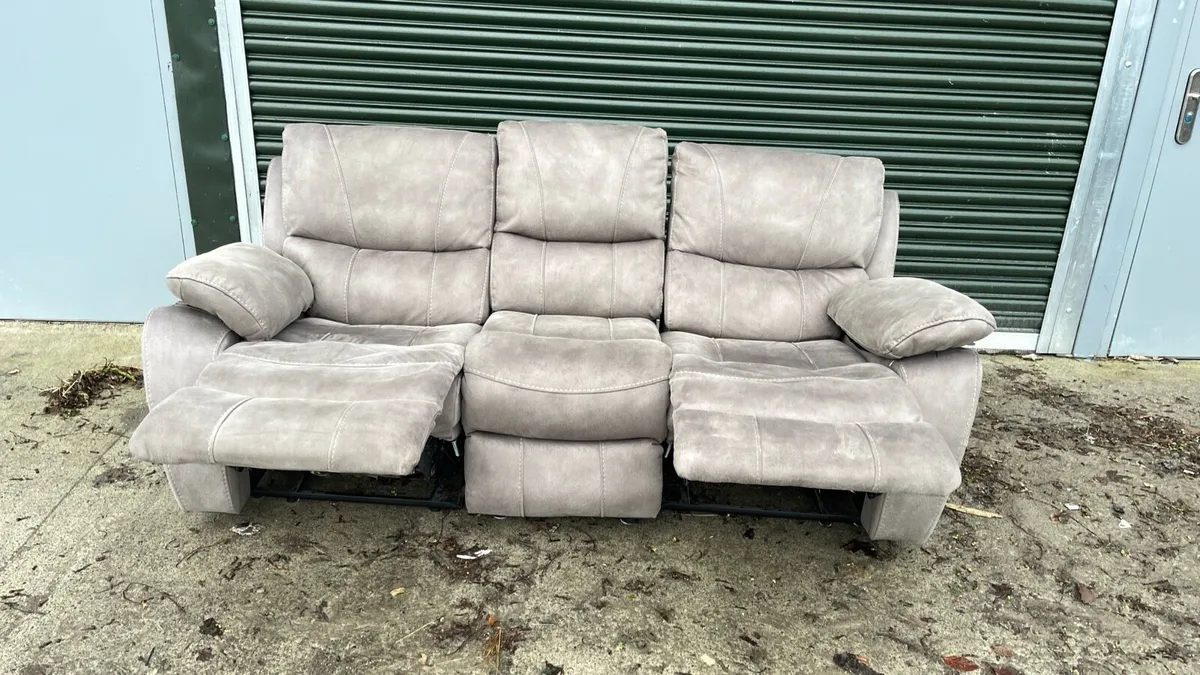Recliner - Image 1