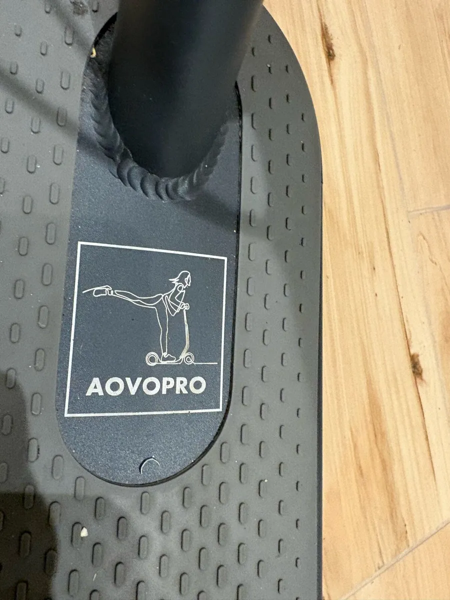 AovoPro Scooter - Image 2
