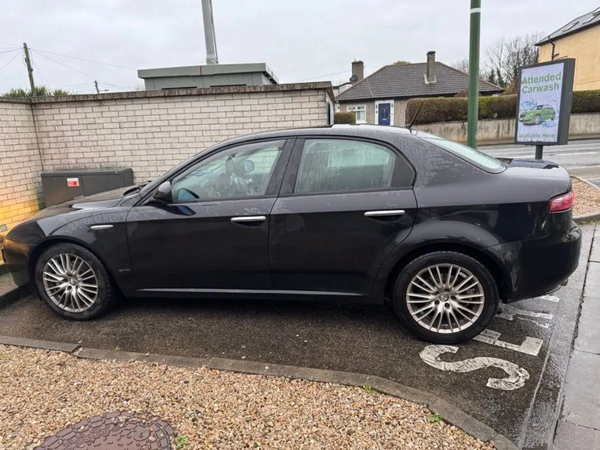 2008 Alfa Romeo 159 - Image 2