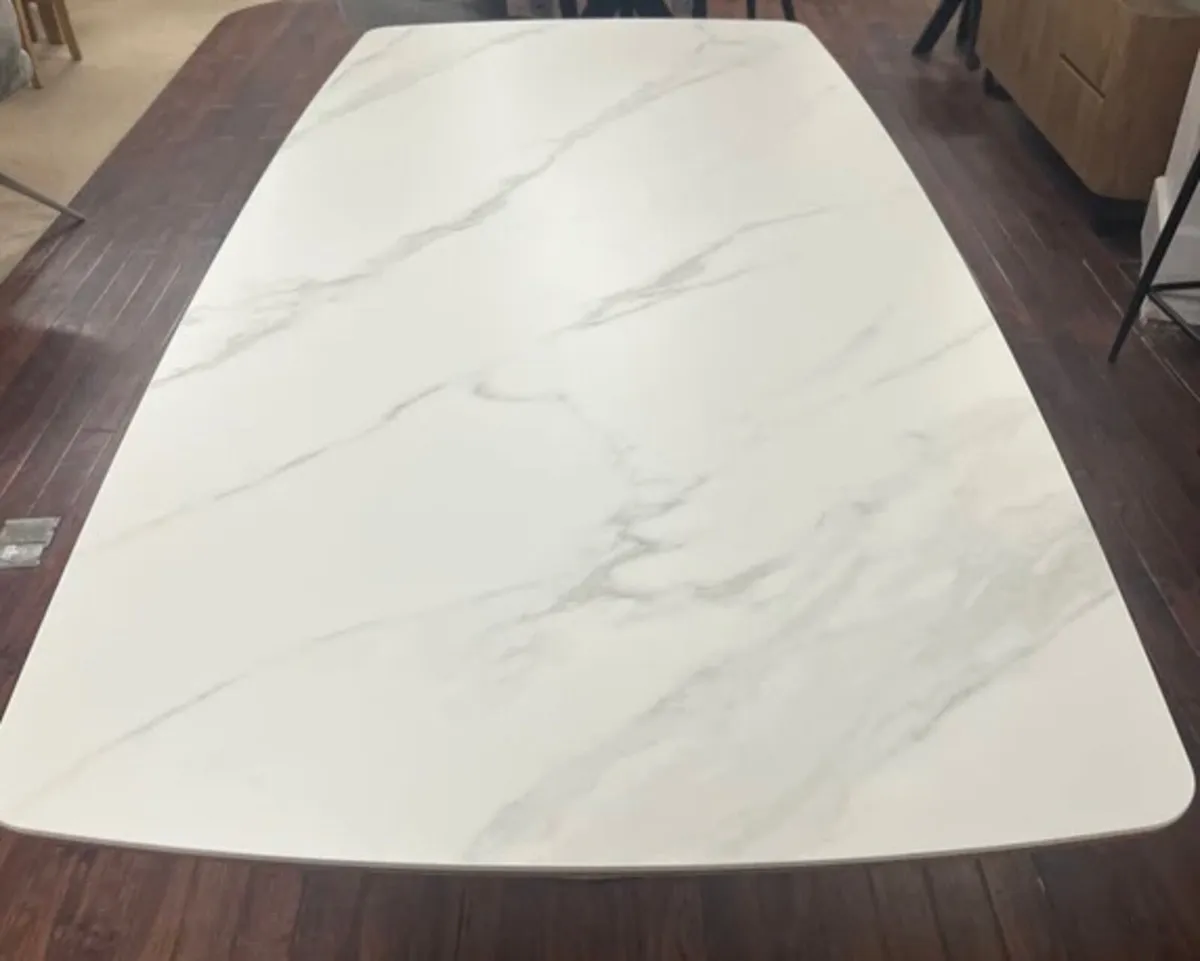 Athena Table - Image 3