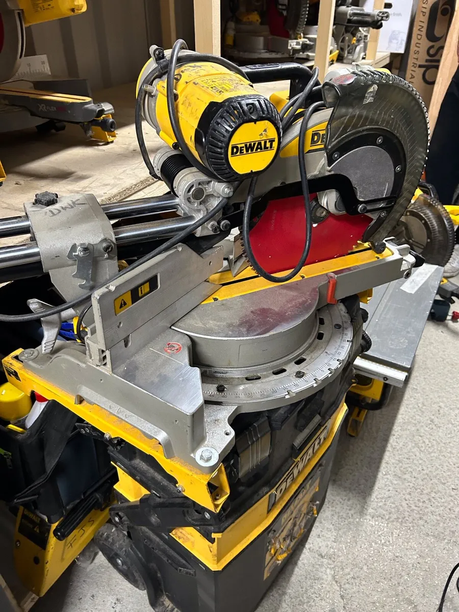 Dewalt Mitre saws 300mm Dia blade x 4 (Serviced) - Image 4