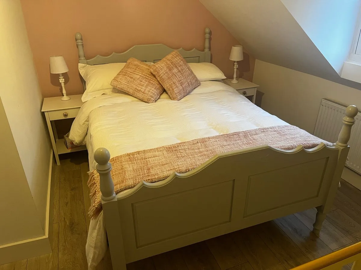 Double Bed - Image 2