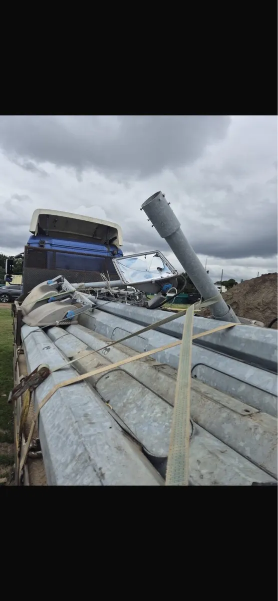 Flood lights - Image 2