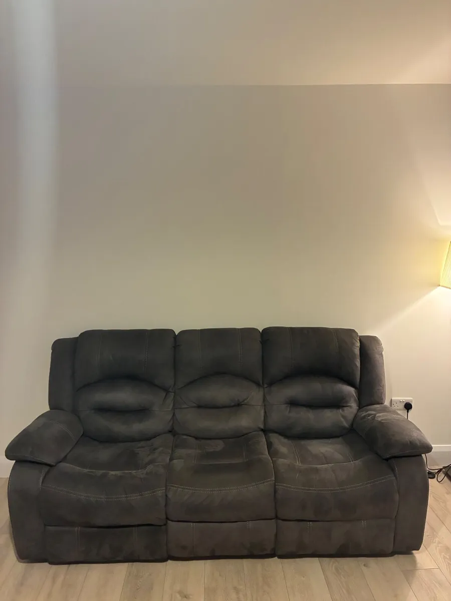 Couch - Image 1