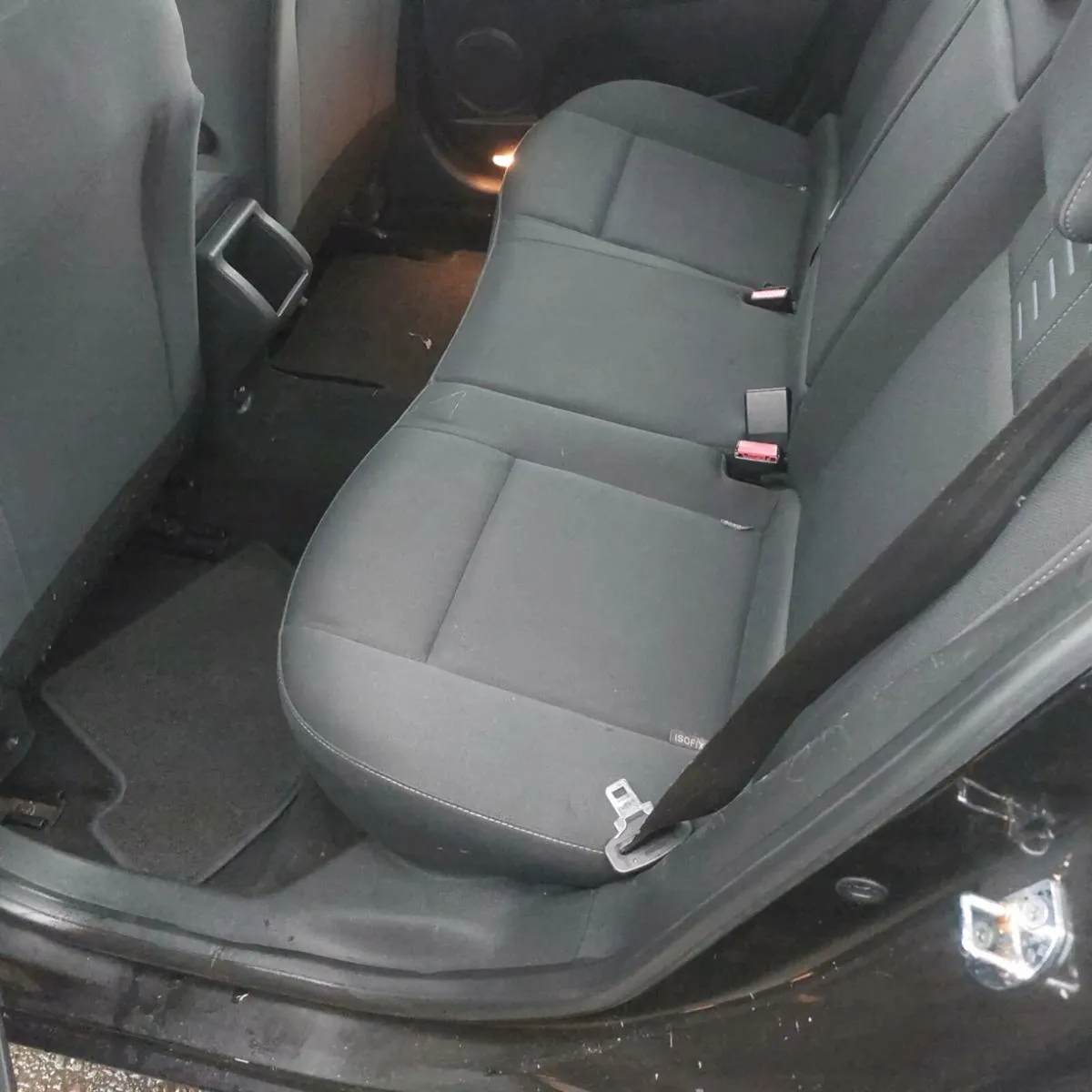 2010 renault megane estate nct 9/26 tax €200 - Image 4