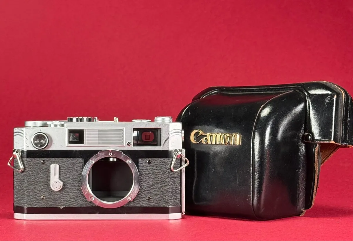 Canon 7s rangefinder 35 mm film camera - Image 1
