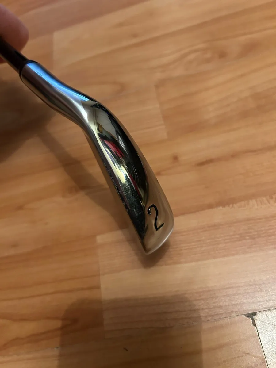 Titleist T200 2 iron - Image 2