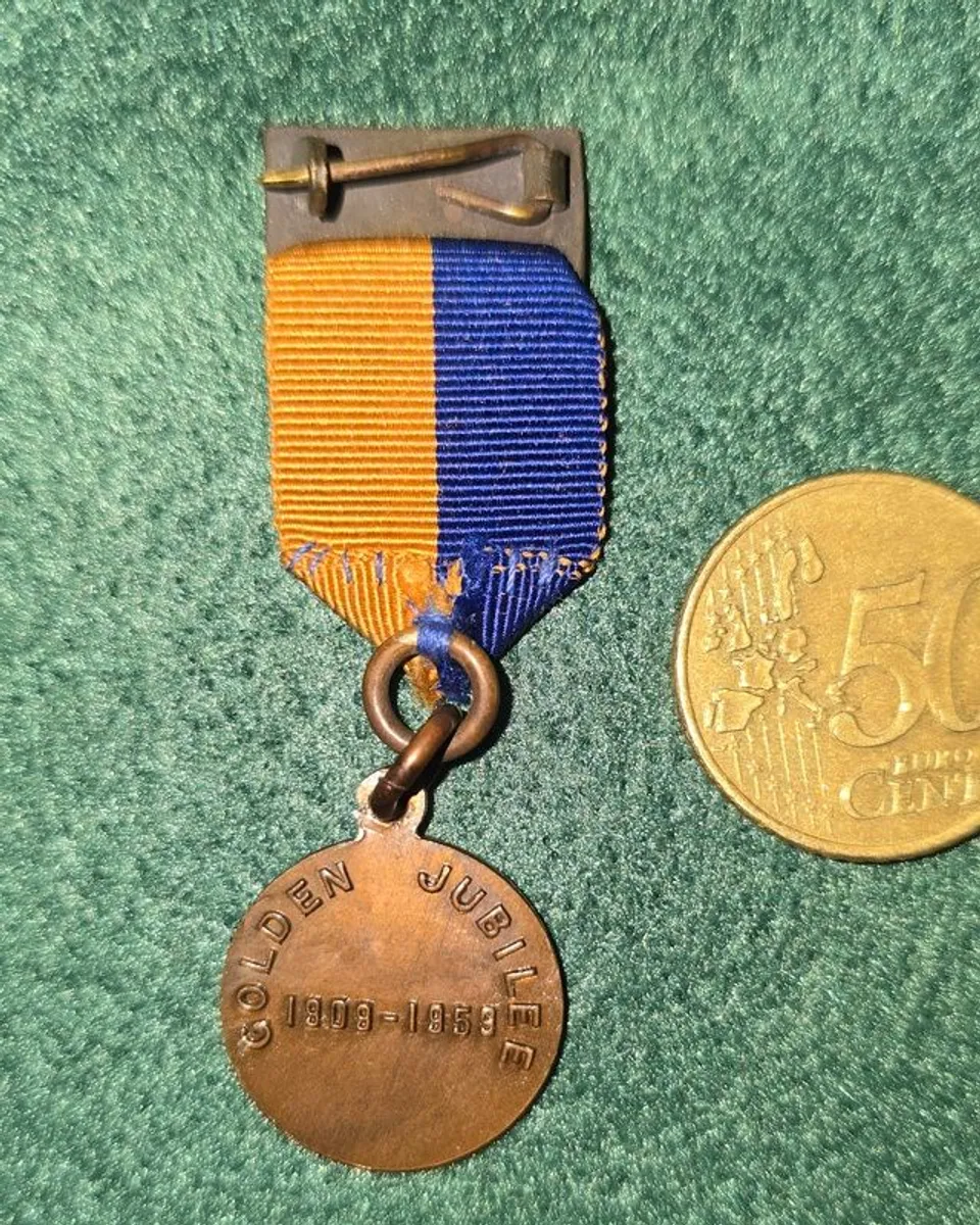 Original 1909-1959 Fianna Eireann Jubilee Medal - Image 3