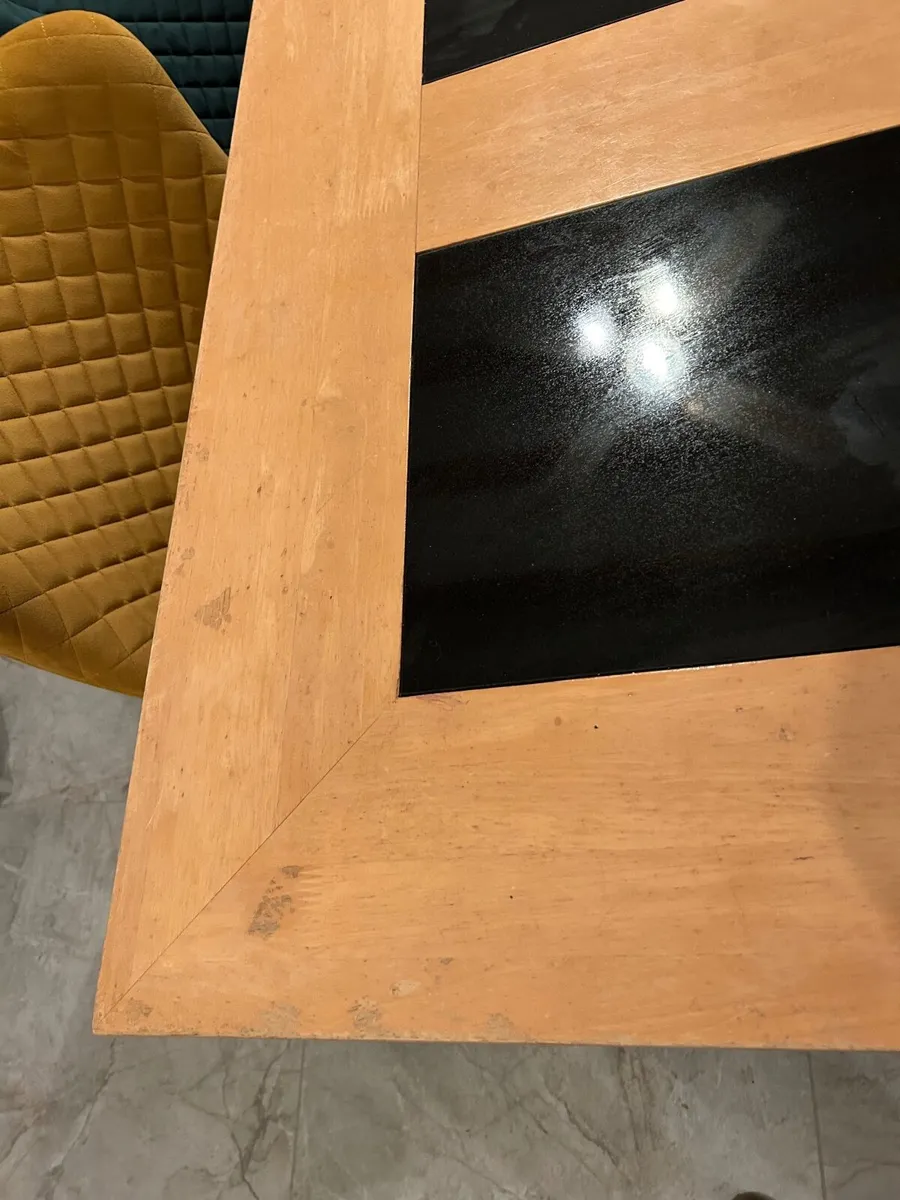 Kitchen table - Image 3