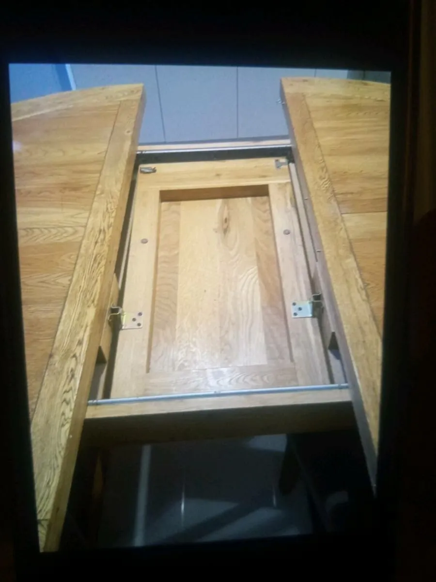 salad light oak table - Image 3