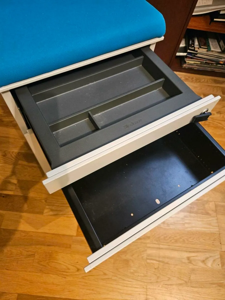 pedestal drawers - Image 3