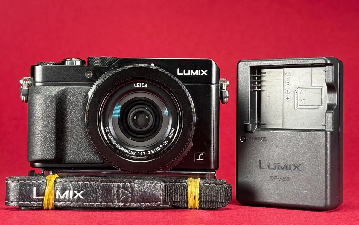 Panasonic Lumix DMC-LX100 - Image 1