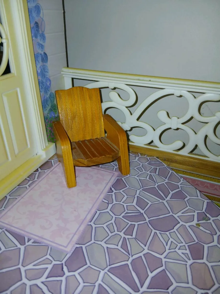 Dolls house - Image 4