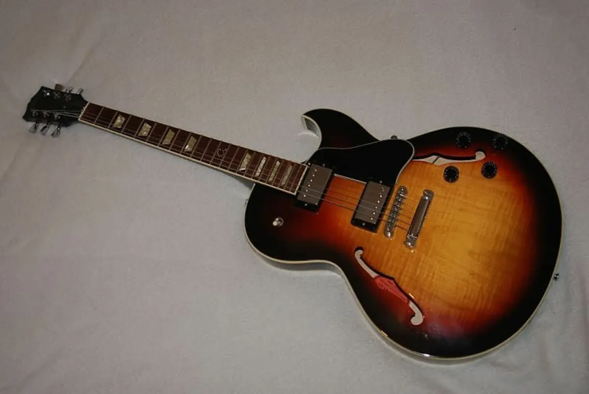 Gibson ES-137 Classic 2007 Tri-Burst - Image 1