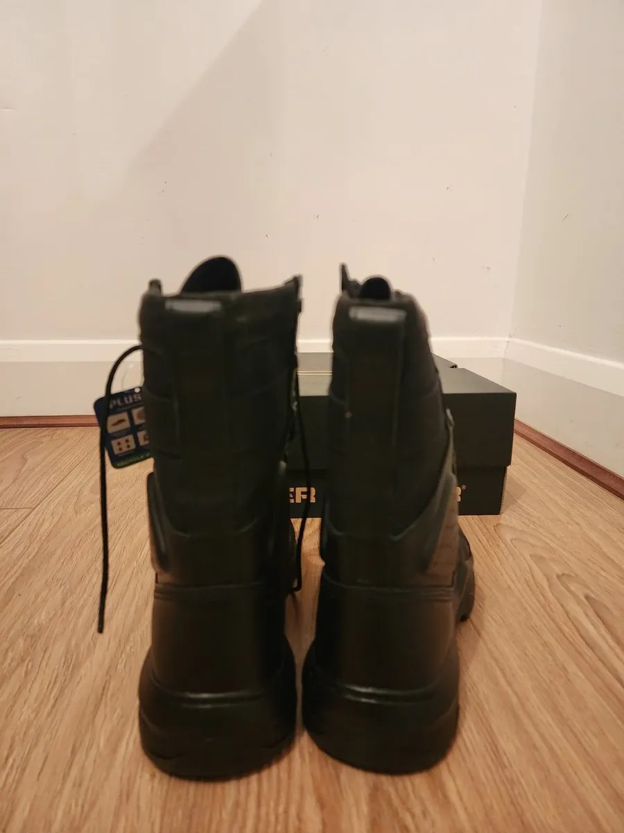 boots Under armour - Image 4