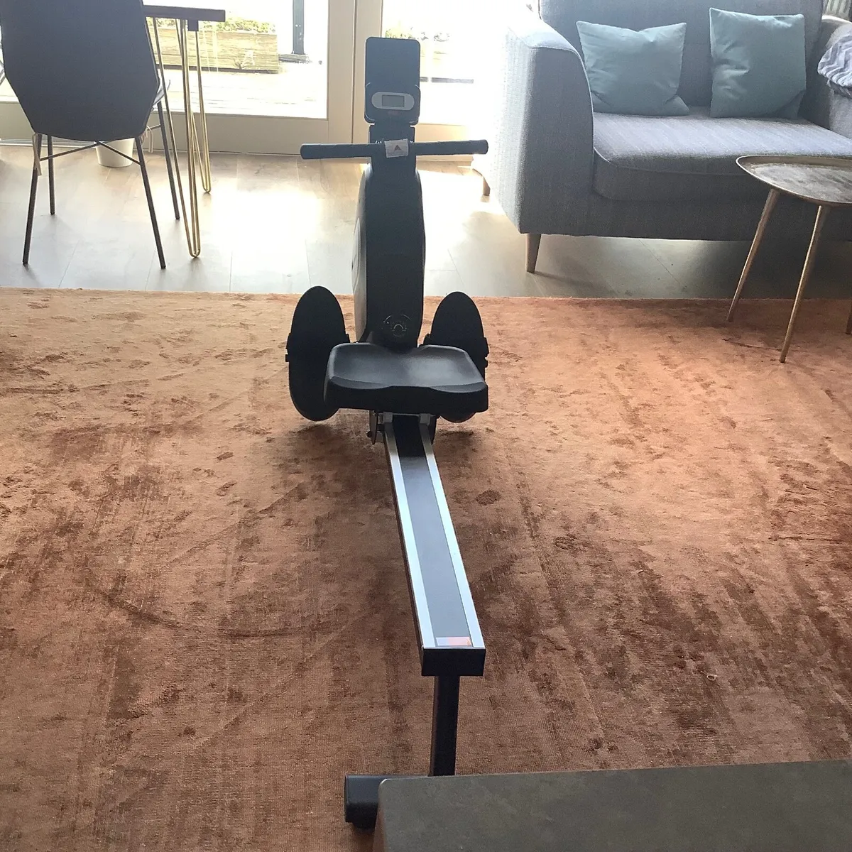 Rowing machine. - Image 1