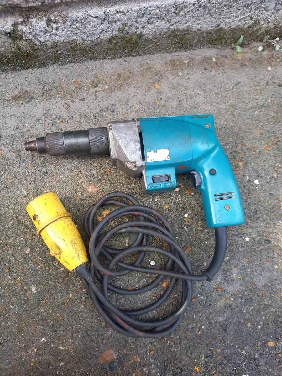 Makita Plasterboard Screwgun - Image 1