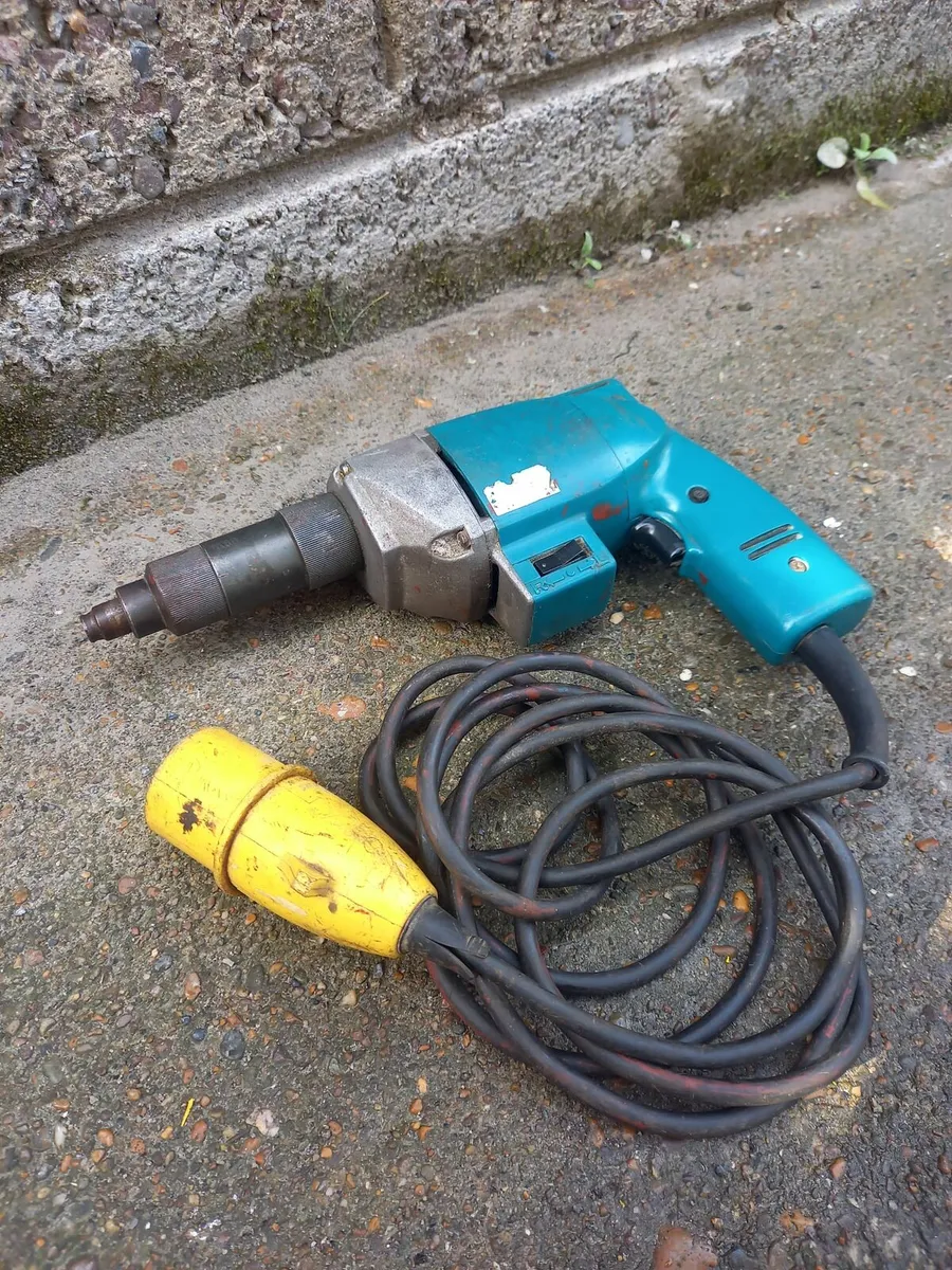 Makita Plasterboard Screwgun - Image 2