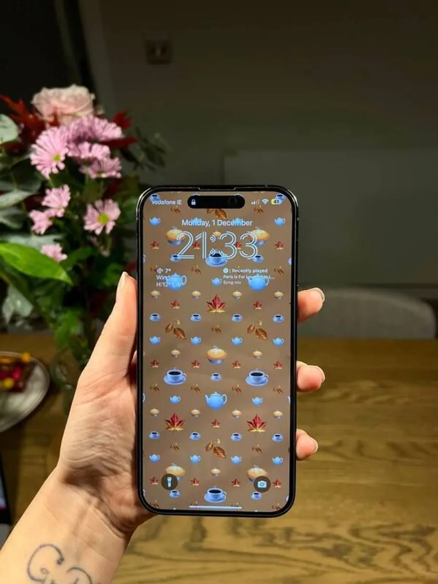 iPhone 14 Pro Max (Purple) 256 Gb - Image 2