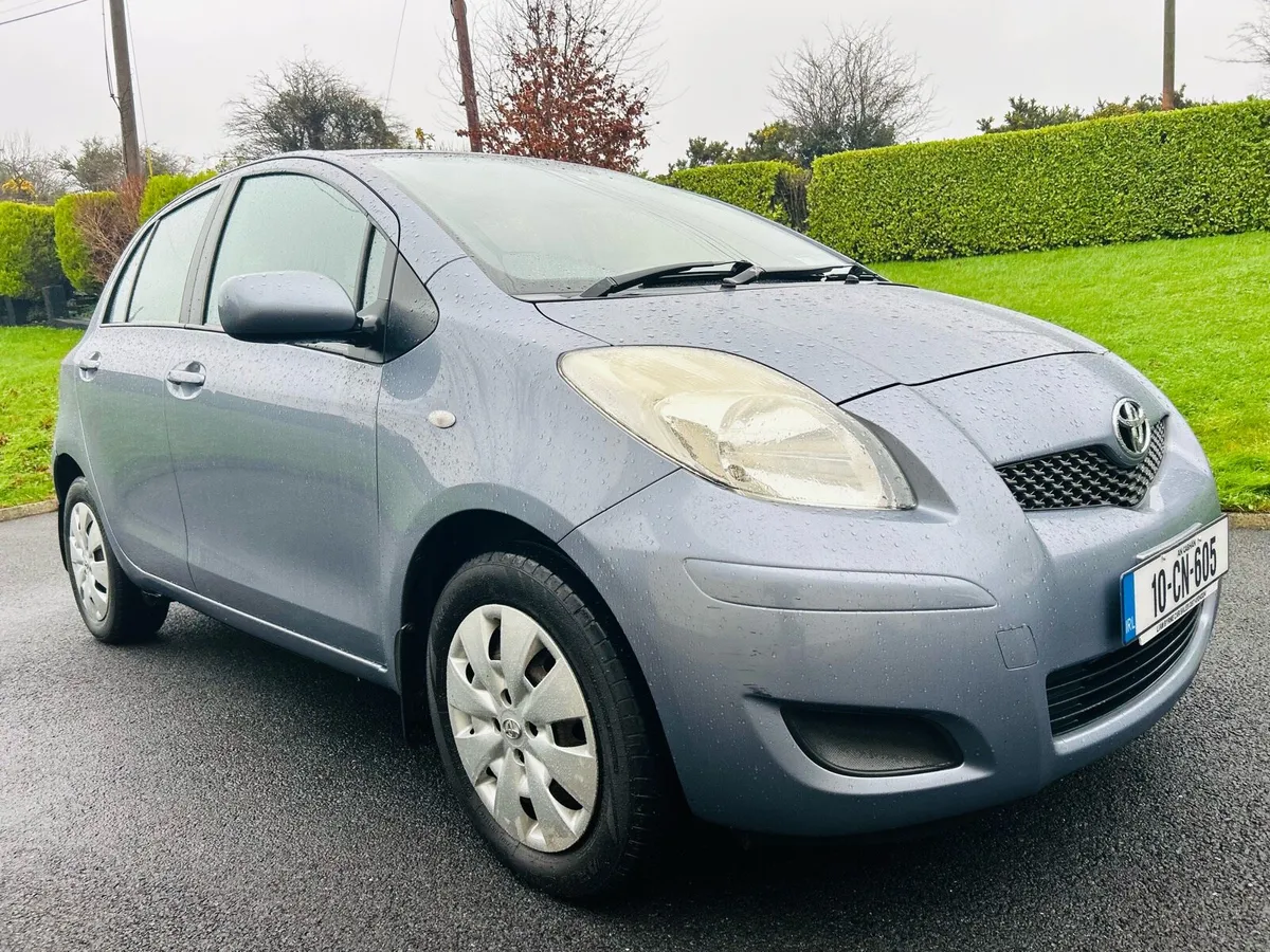 Toyota Yaris 1.0 litre Luna Low kms - Image 2