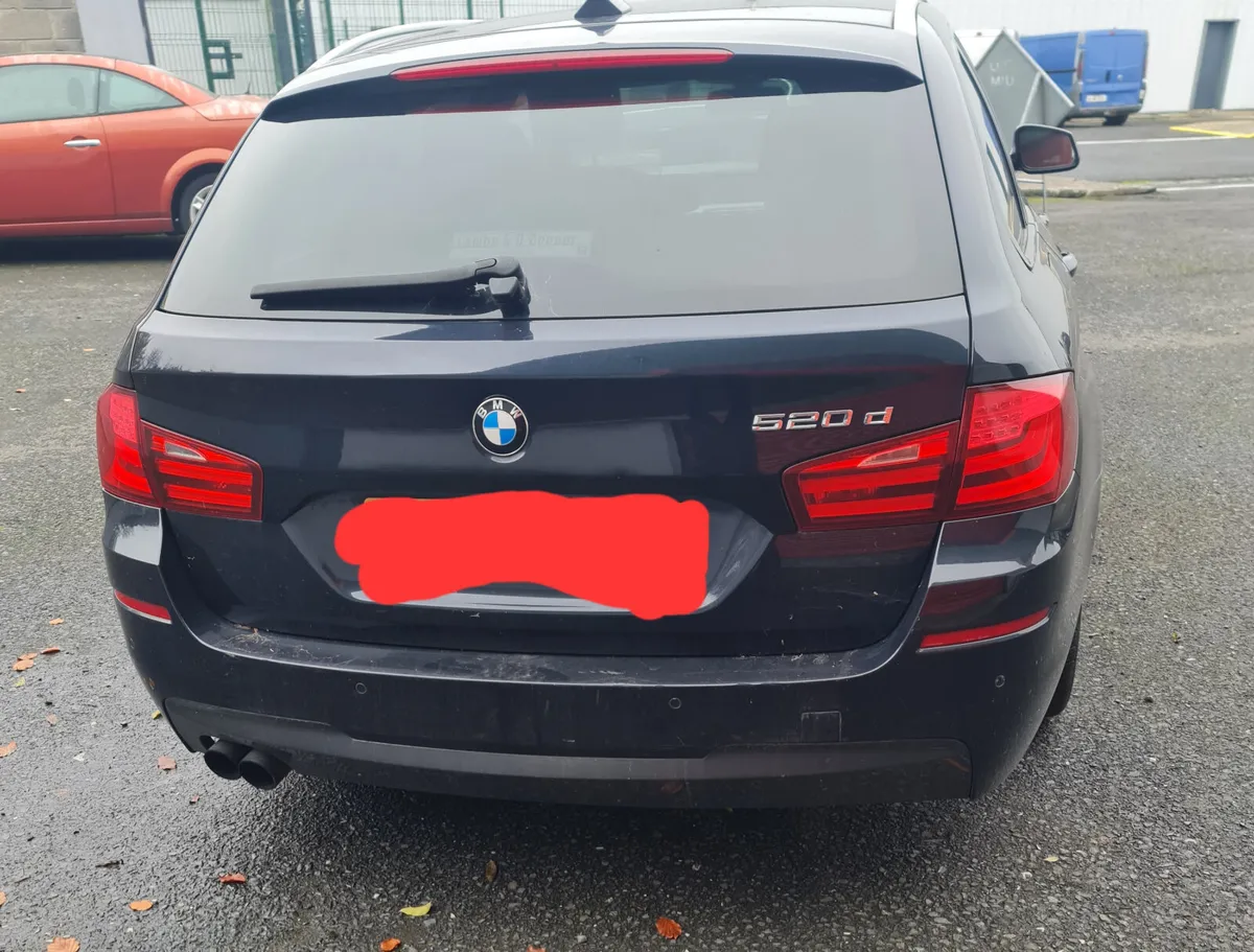 2011 BMW F11 F10 520D MSPORT N47D20C BREAKING - Image 2