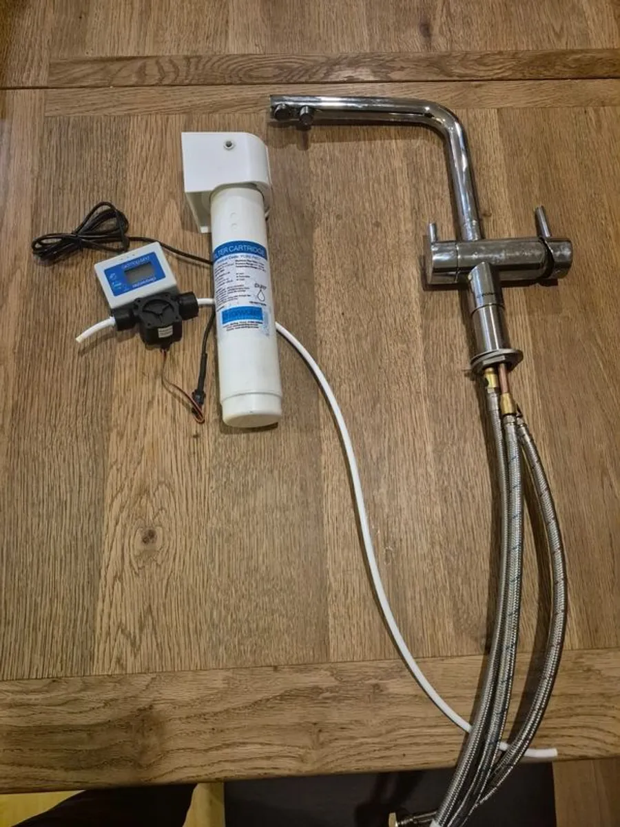 kitchen tap - Image 1