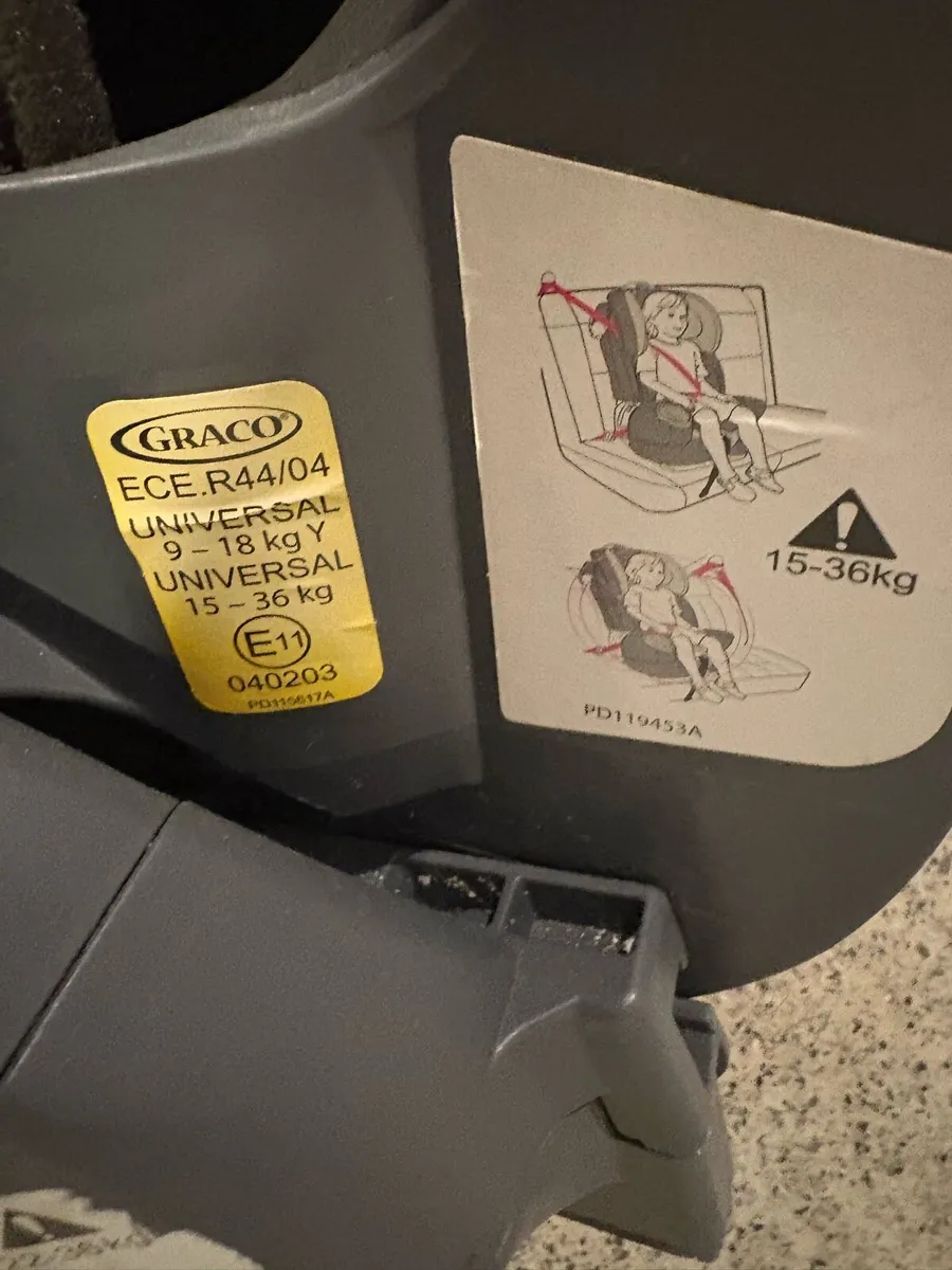 Graco Car Seat - Image 2