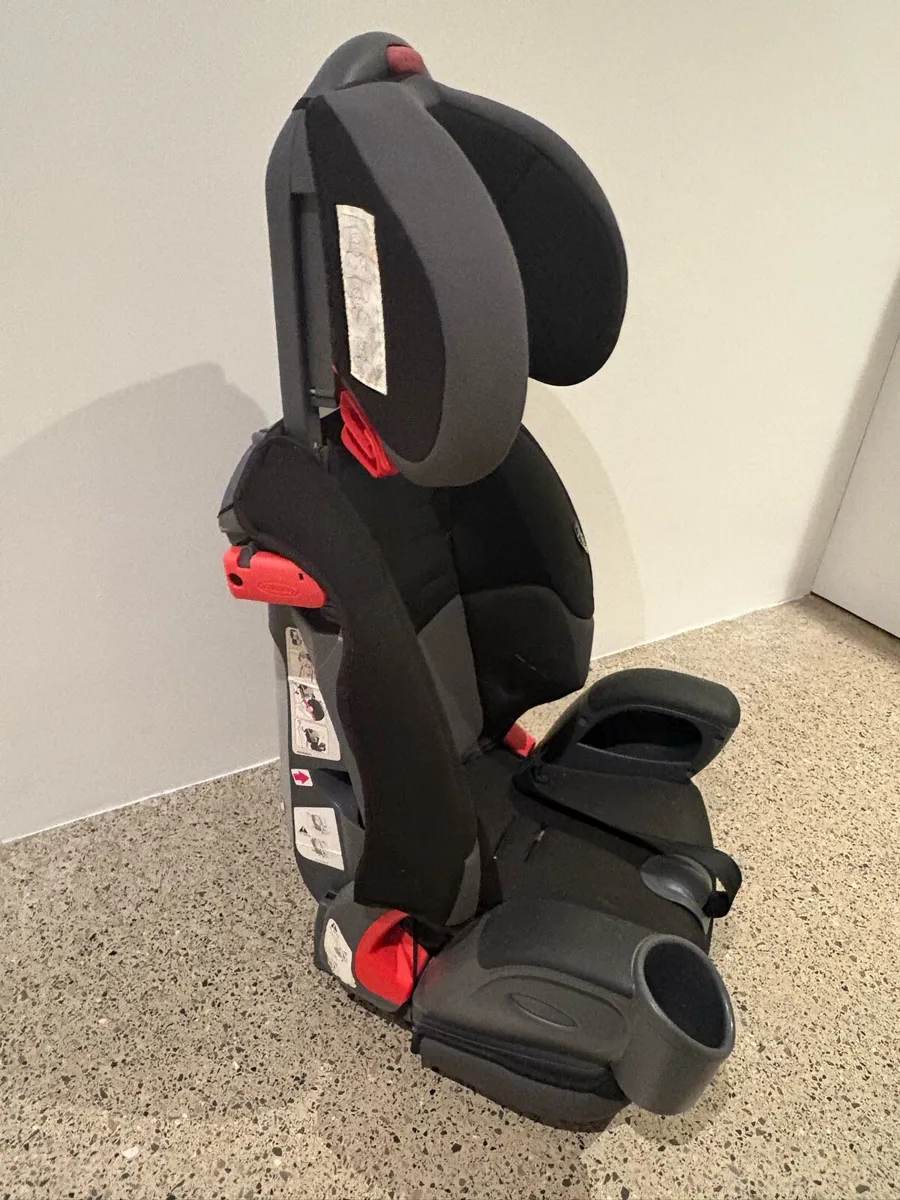 Graco Car Seat - Image 3