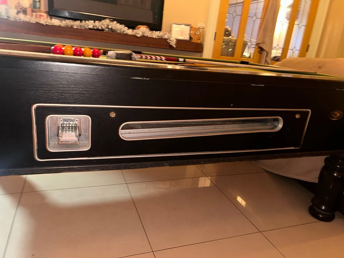 Pool table - Image 3
