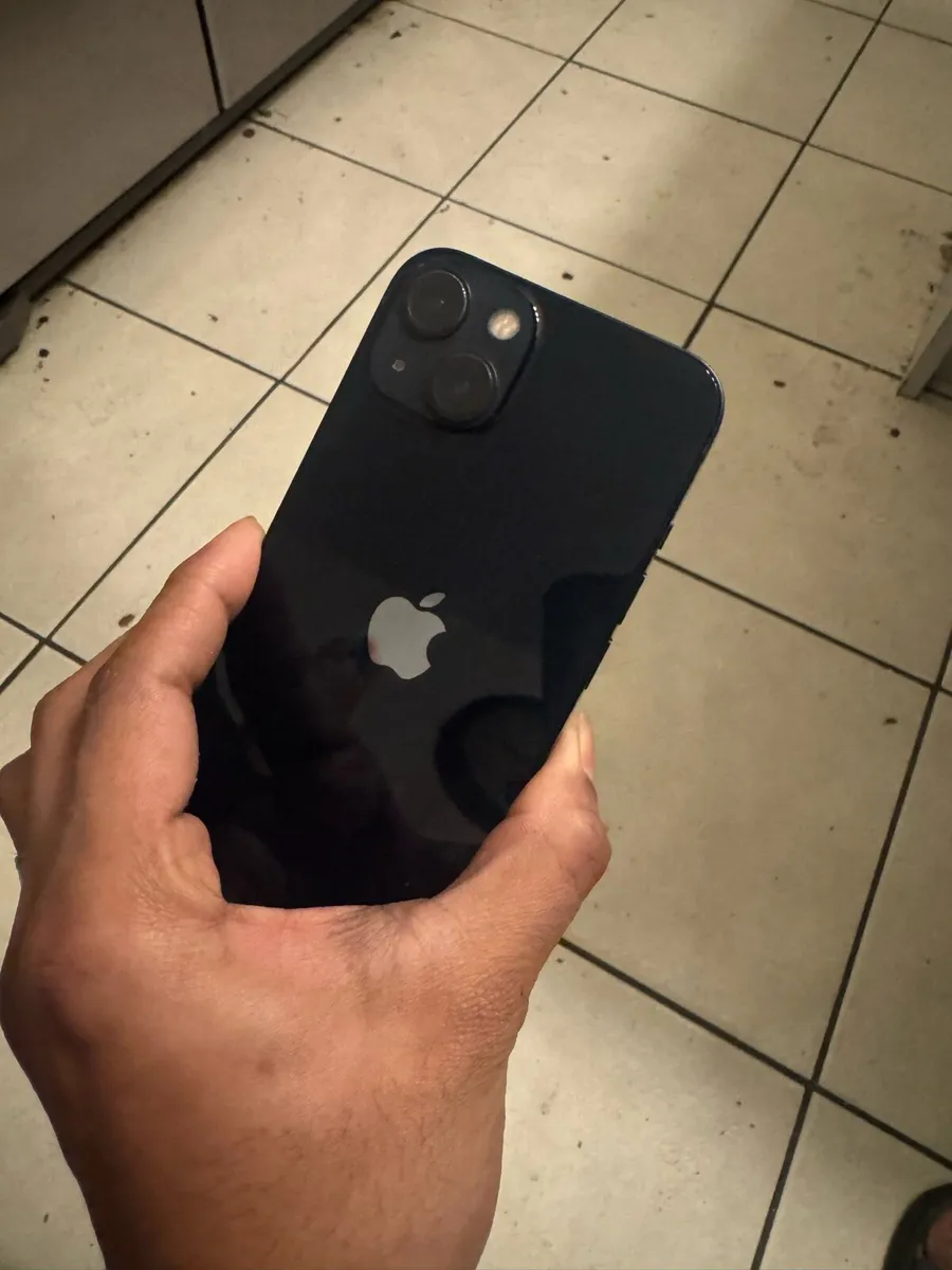 Iphone 13 - Image 2