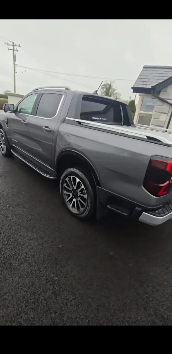 2025 Ford Ranger Platinum 3.0TD V6 - Image 4