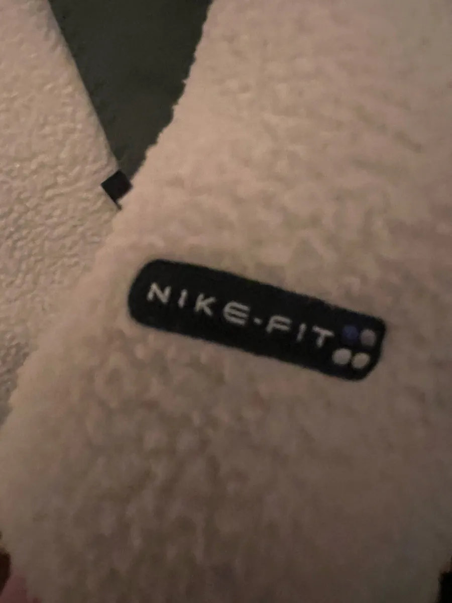 Nike ACG fleece white - Image 3