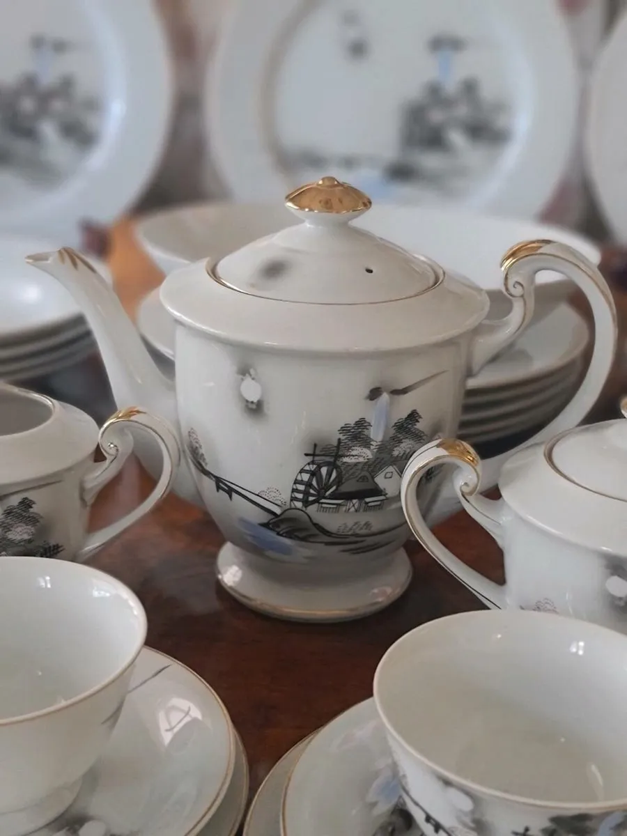 Japanese tea and dinner service - Image 3