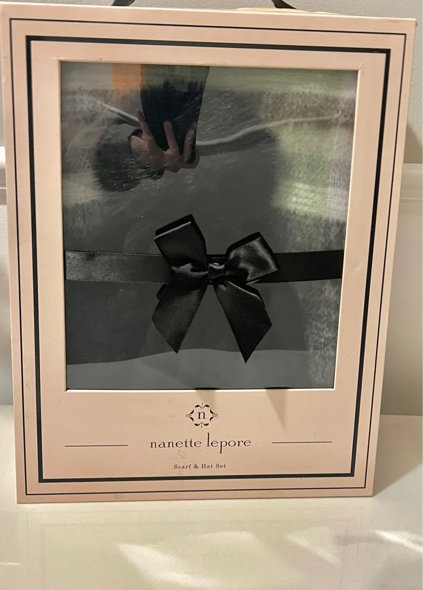 Scarf and Hat - Nanette Lepore - Image 2