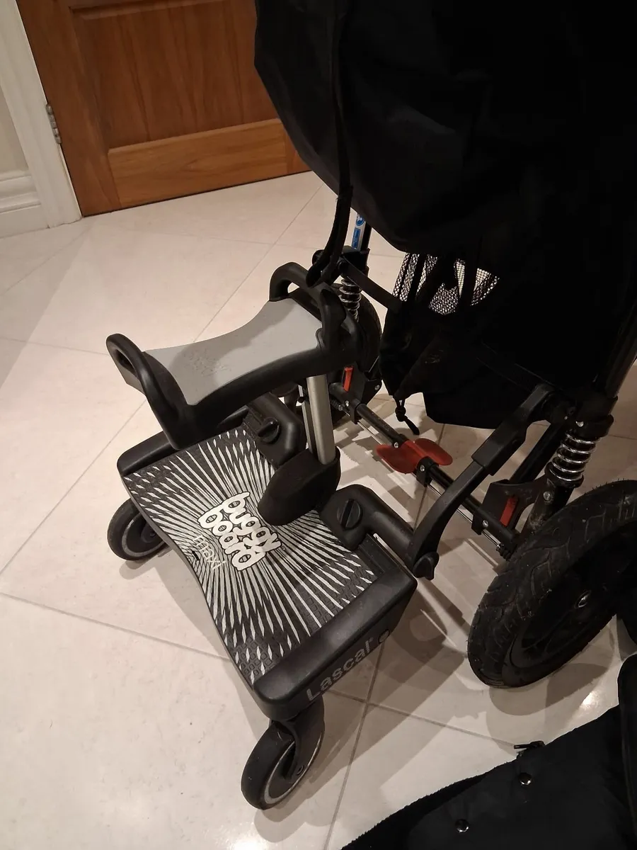 Baby equipment/ out and about - Image 4