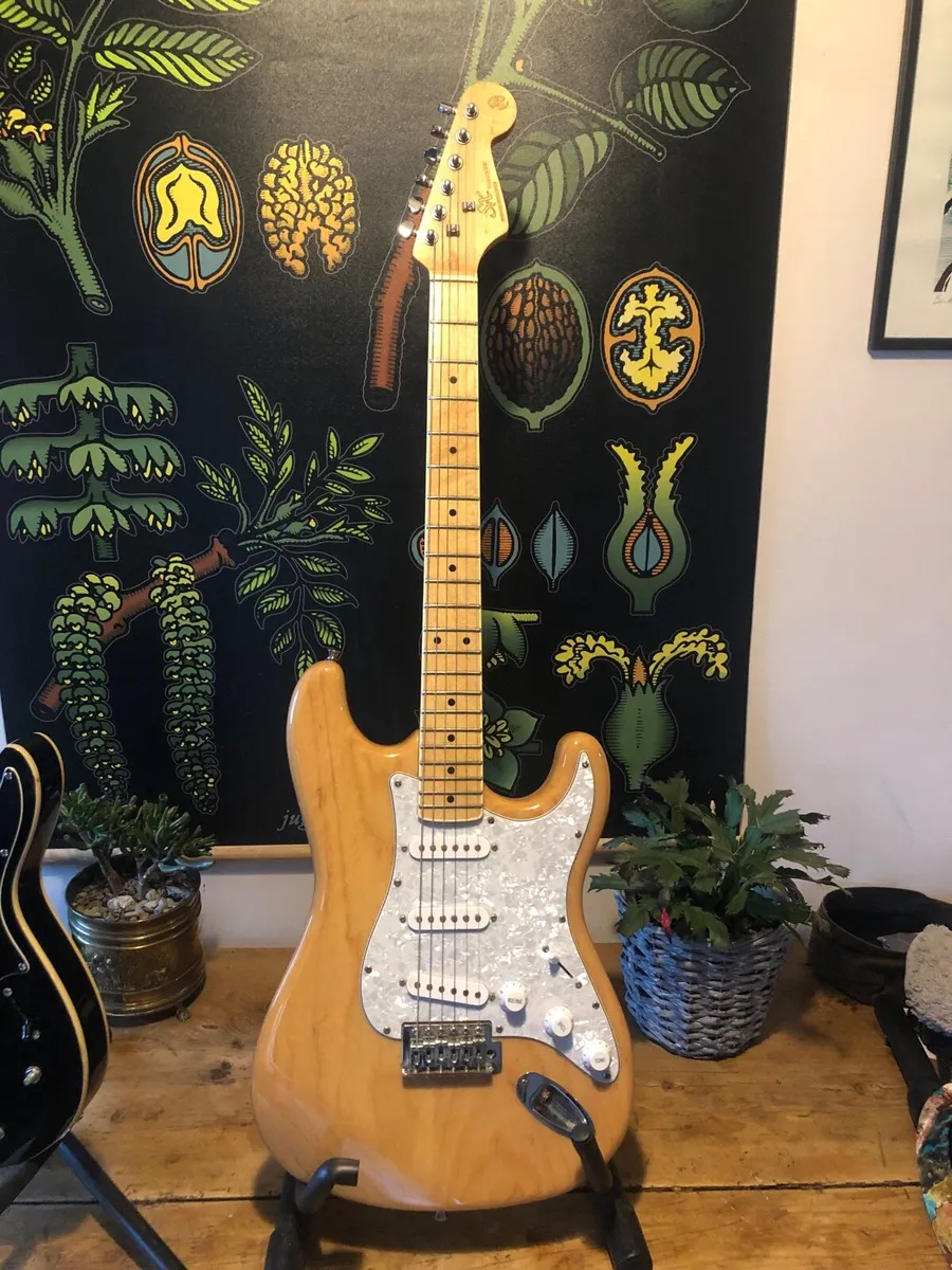 SX Stratocaster - Image 1