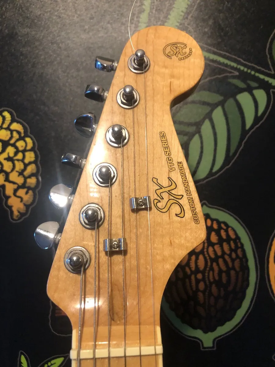 SX Stratocaster - Image 2
