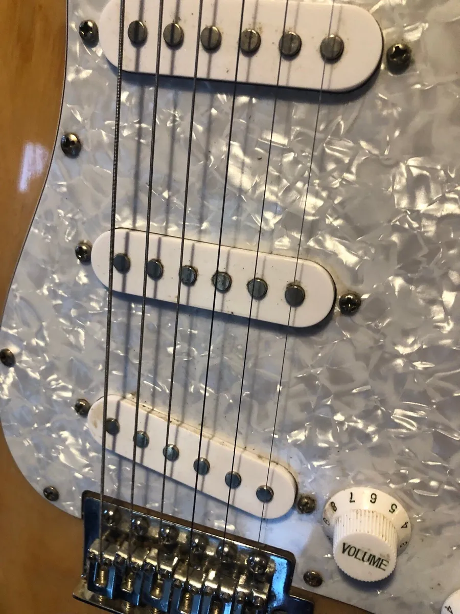 SX Stratocaster - Image 3