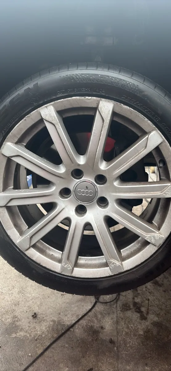 Audi A4 2010 - Image 2